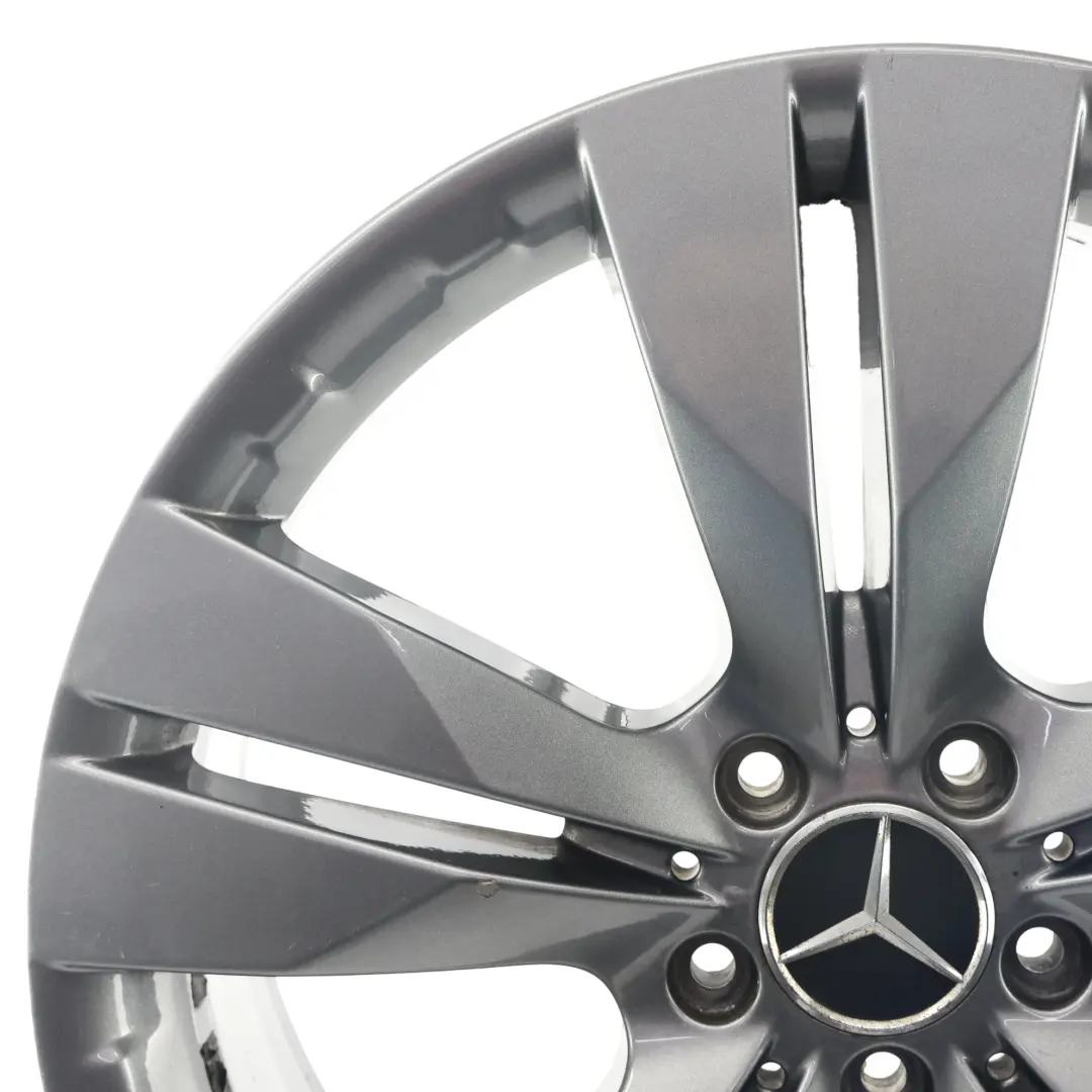 Jante Alliage Gris 20" 8,5J ET:55 5-Double Rayons pour Mercedes ML W164 à propos du numéro de pièce A1644014902 Mercedes ML W164 Jante Alliage Gris 20" 8,5J ET:55 5-Double Rayons - SKU A1644014902-5 - Numéro de pièce A1644014902