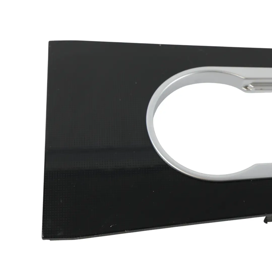 Support Porte-Gobelet Console Avant A1646800714 pour Mercedes ML W164 à propos du numéro de pièce A1646801417 Mercedes ML W164 Support Porte-Gobelet Console Avant A1646800714 - SKU A1646801417-1 - Numéro de pièce A1646801417