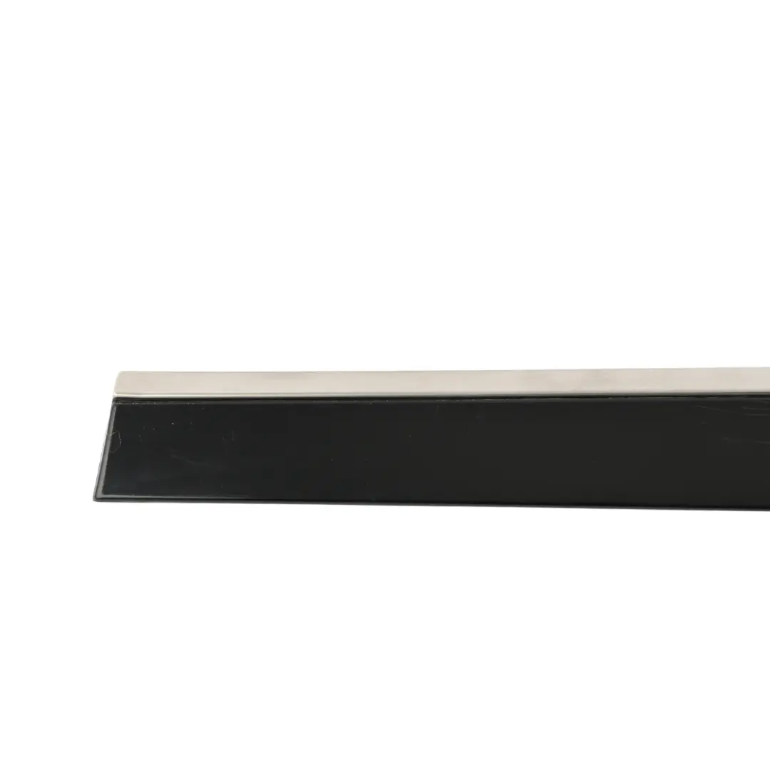 Mercedes ML W164 Baguette de garniture de porte arrière gauche Noir Obsidien 197 - SKU A1646905362-OB - Numéro de pièce A1646905362