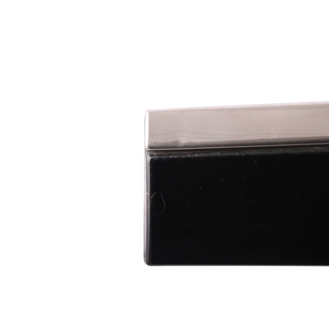 Mercedes ML W164 Baguette de garniture de porte arrière gauche Noir Obsidien 197 - SKU A1646905362-OB - Numéro de pièce A1646905362