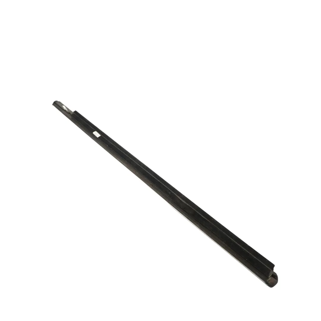 Joint D'Étanchéité Vitre Avant Gauche \Garniture pour Mercedes W164 à propos du numéro de pièce A1646907380 Mercedes W164 Joint D'Étanchéité Vitre Avant Gauche \Garniture - SKU A1646907380-1 - Numéro de pièce A1646907380