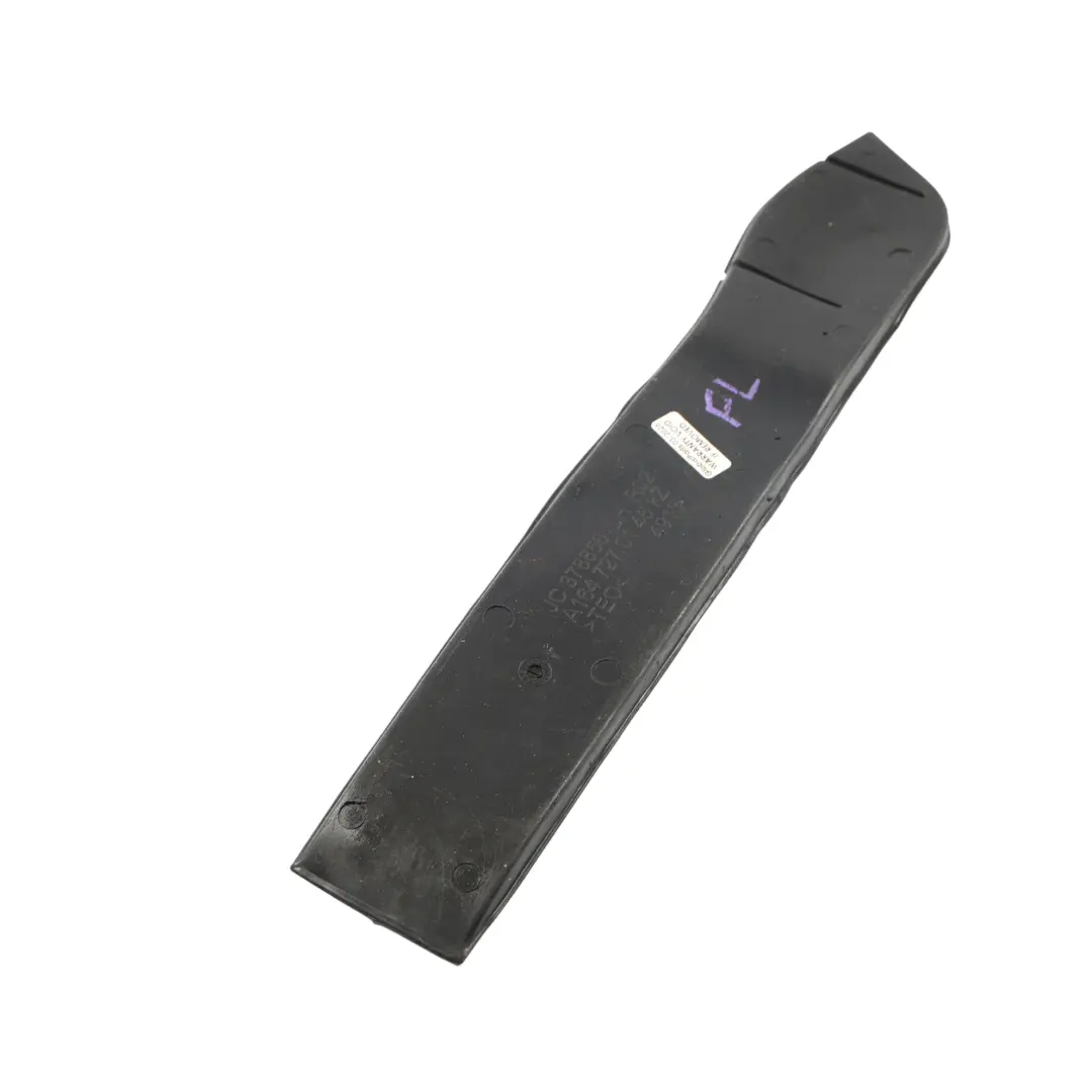 Garniture Porte Avant Insert Tapis Caoutchouc Gauche pour Mercedes W164 à propos du numéro de pièce A1647270145 Mercedes W164 Garniture Porte Avant Insert Tapis Caoutchouc Gauche - SKU A1647270145 - Numéro de pièce A1647270145