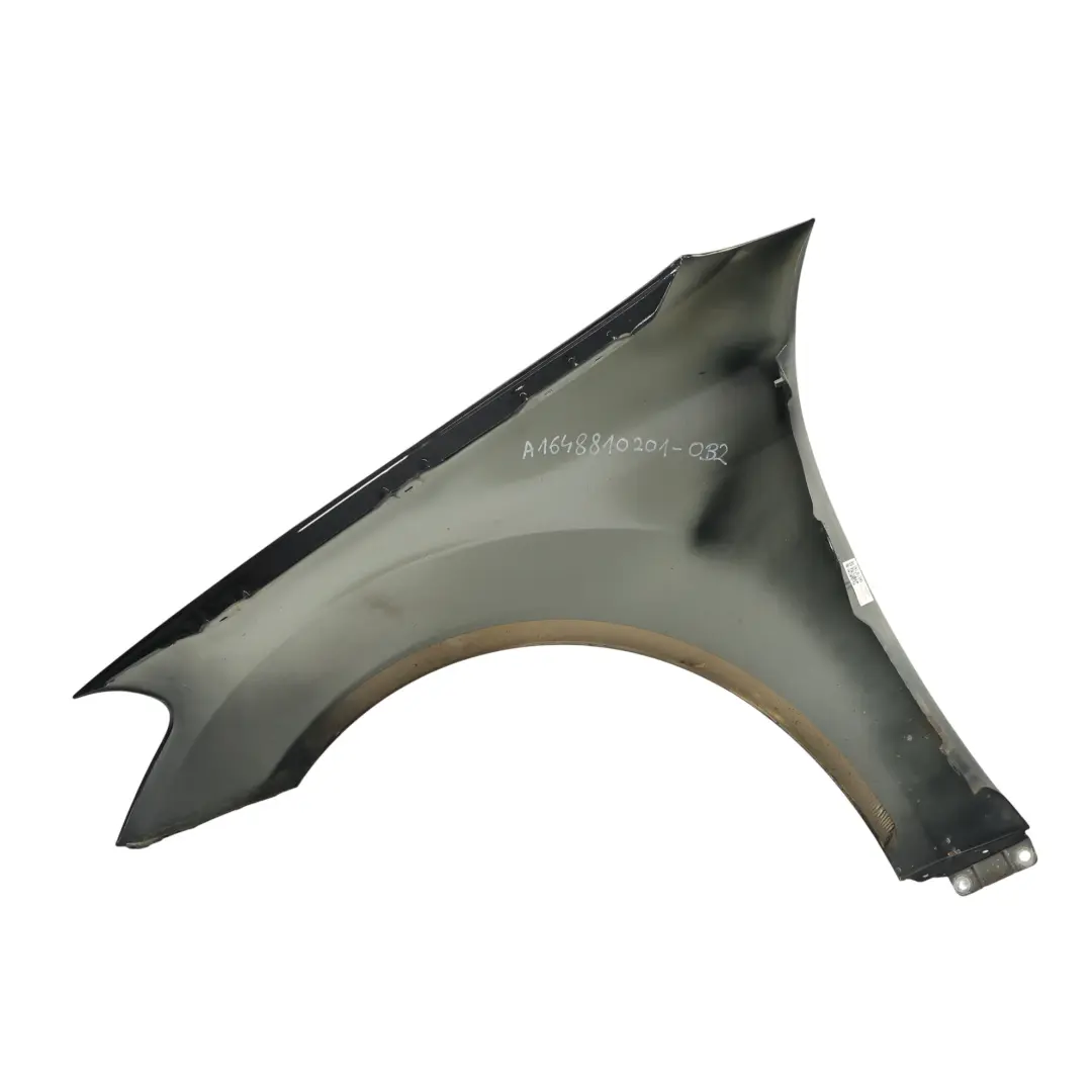 Pannello Laterale Anteriore Destro Parafango Obsidian Black - 197 per Mercedes W164 con numero di parte A1648810201 Mercedes W164 Pannello Laterale Anteriore Destro Parafango Obsidian Black - 197 - SKU A1648810201-OB2 - Numero di parte A1648810201