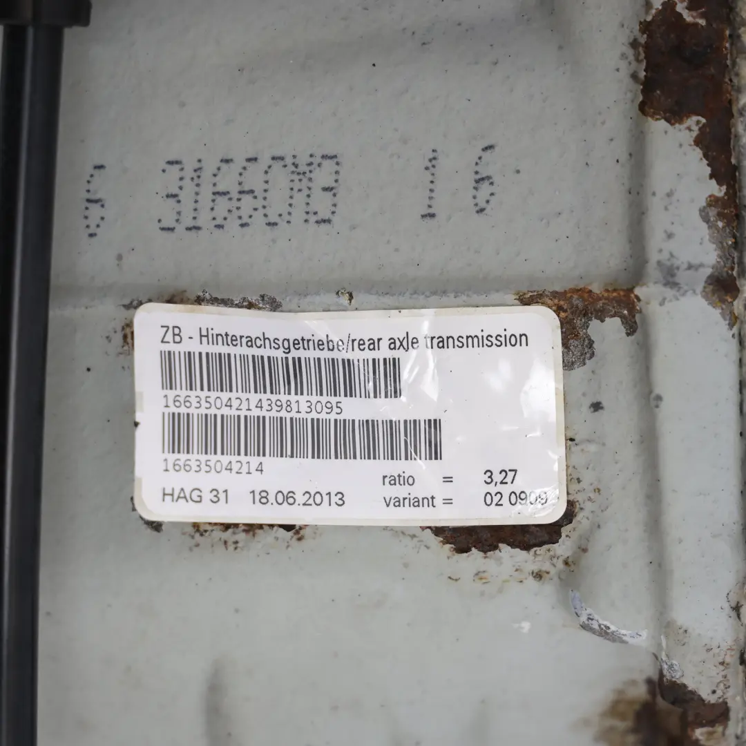 4Matic Dyferencjał Dyfer Tylny Tył I=3.27 do Mercedes ML W166 o numerze A1663504214 Mercedes ML W166 4Matic Dyferencjał Dyfer Tylny Tył I=3.27 - SKU A1663504214 - Numer Części A1663504214