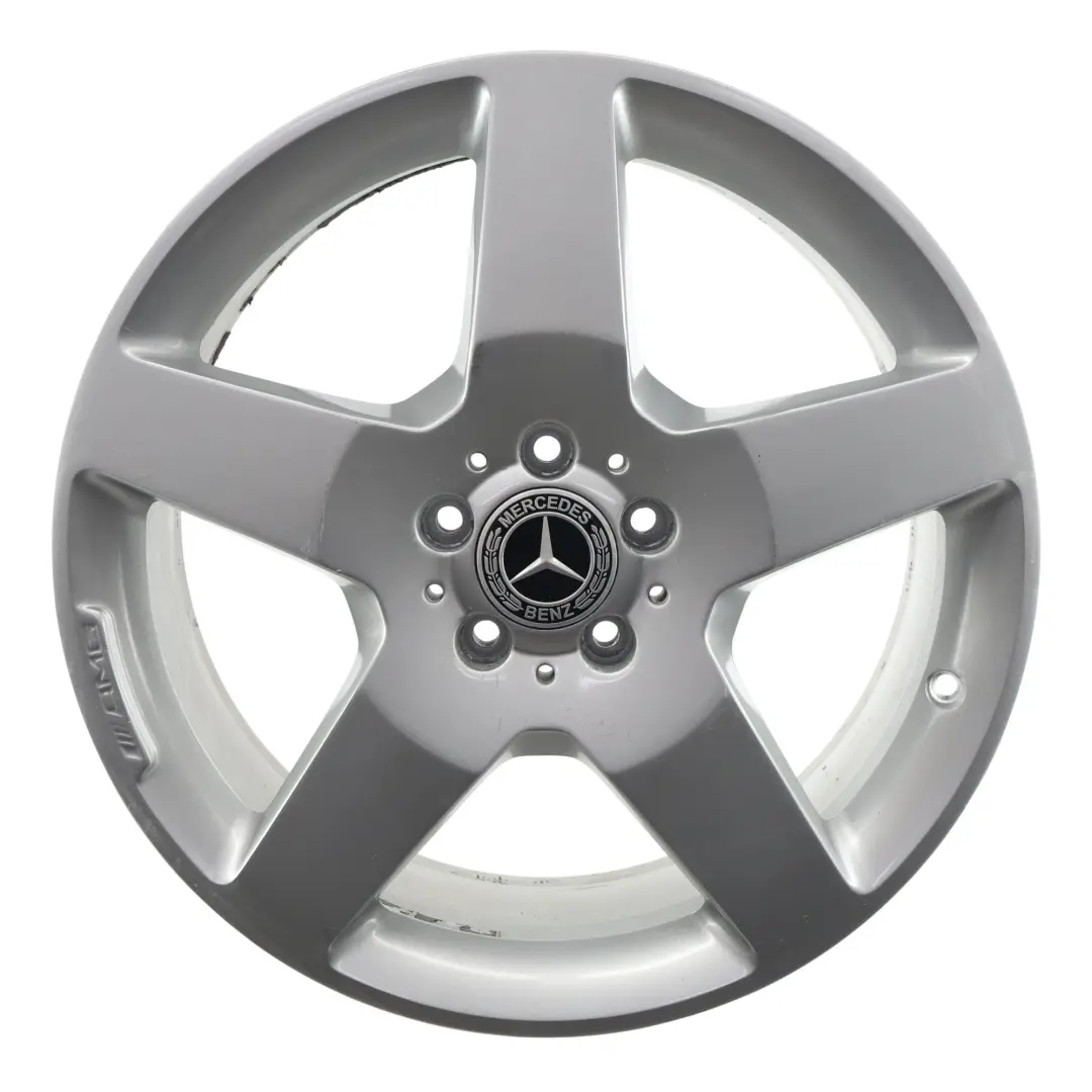 Silberne Leicht metall felge 19" ET:59 8.5J für Mercedes ML W166 AMG mit Teilenummer A1664011902 Mercedes ML W166 AMG Silberne Leicht metall felge 19" ET:59 8.5J - SKU A1664011902-1 - Teilenummer A1664011902