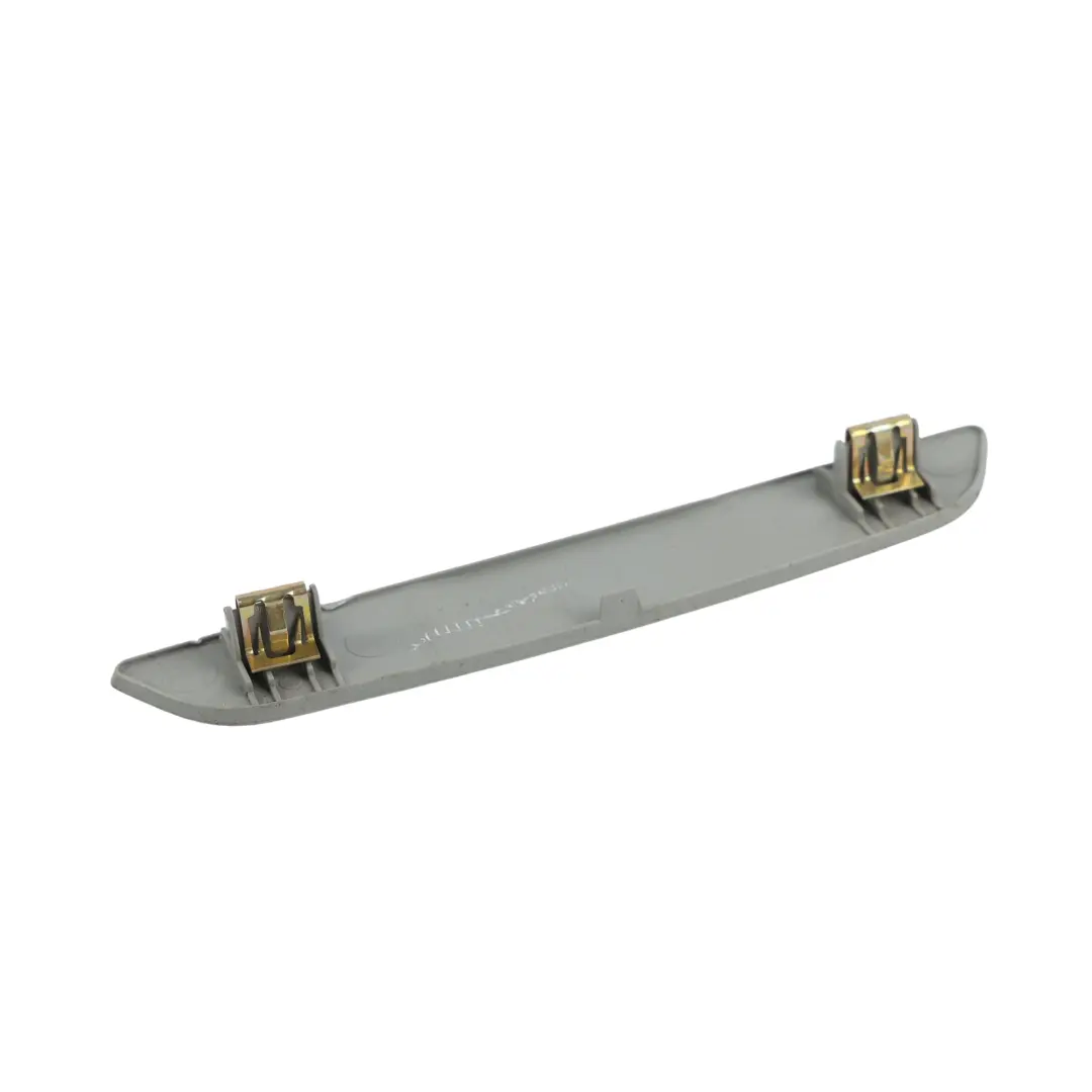 Panneau Garniture Porte Avant Droit Gris pour Mercedes W166 à propos du numéro de pièce A1667220021 Mercedes W166 Panneau Garniture Porte Avant Droit Gris - SKU A1667220021-1 - Numéro de pièce A1667220021