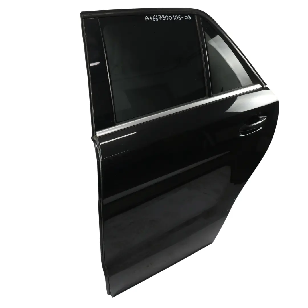Arrière Gauche Obsidian Noir Métallique 197 pour Mercedes ML W166 Porte à propos du numéro de pièce A1667300105 Mercedes ML W166 Porte Arrière Gauche Obsidian Noir Métallique 197 - SKU A1667300105-OB - Numéro de pièce A1667300105