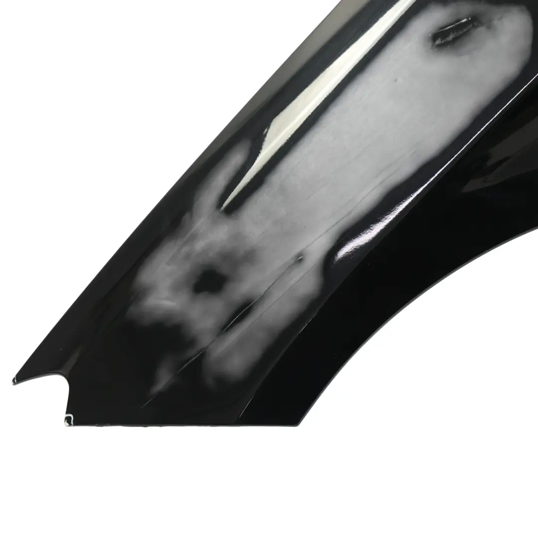 Seitenteil Vorne Links Kotflügel Obsidian Schwarz 197 für Mercedes W166 mit Teilenummer A1668802500 Mercedes W166 Seitenteil Vorne Links Kotflügel Obsidian Schwarz 197 - SKU A1668802500-OB - Teilenummer A1668802500