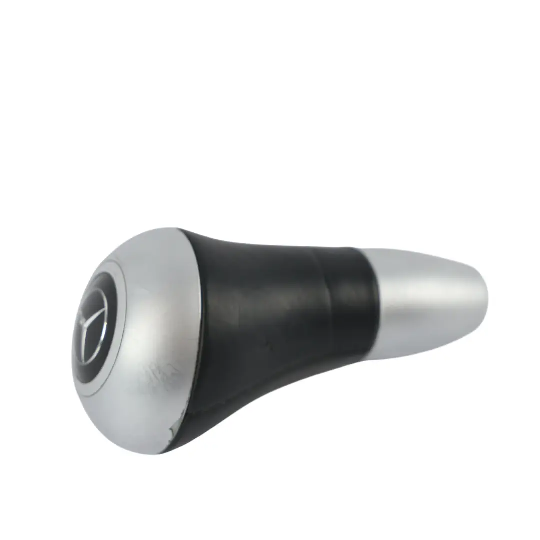 Pomello Cambio Automatico Leva Cambio Argento Nero per Mercedes W245 con numero di parte A1693740810 Mercedes W245 Pomello Cambio Automatico Leva Cambio Argento Nero - SKU A1693740810-1 - Numero di parte A1693740810