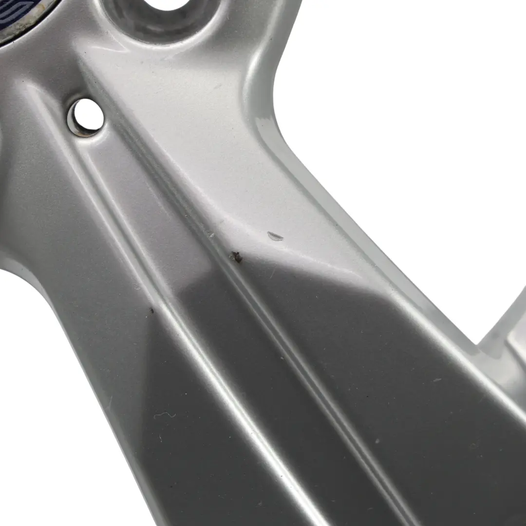 Felga Aluminiowa 16" 6J ET:46 do Mercedes W169 W245 o numerze A1694012202 Mercedes W169 W245 Felga Aluminiowa 16" 6J ET:46 - SKU A1694012202-1 - Numer Części A1694012202