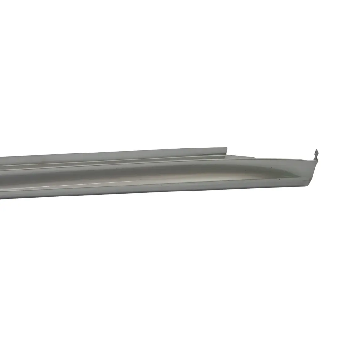 Couvercle Seuil Porte Côté Gauche Gris Montagne Métallisé 787 pour Mercedes W245 à propos du numéro de pièce A1696111508 Mercedes W245 Couvercle Seuil Porte Côté Gauche Gris Montagne Métallisé 787 - SKU A1696111508-MG - Numéro de pièce A1696111508