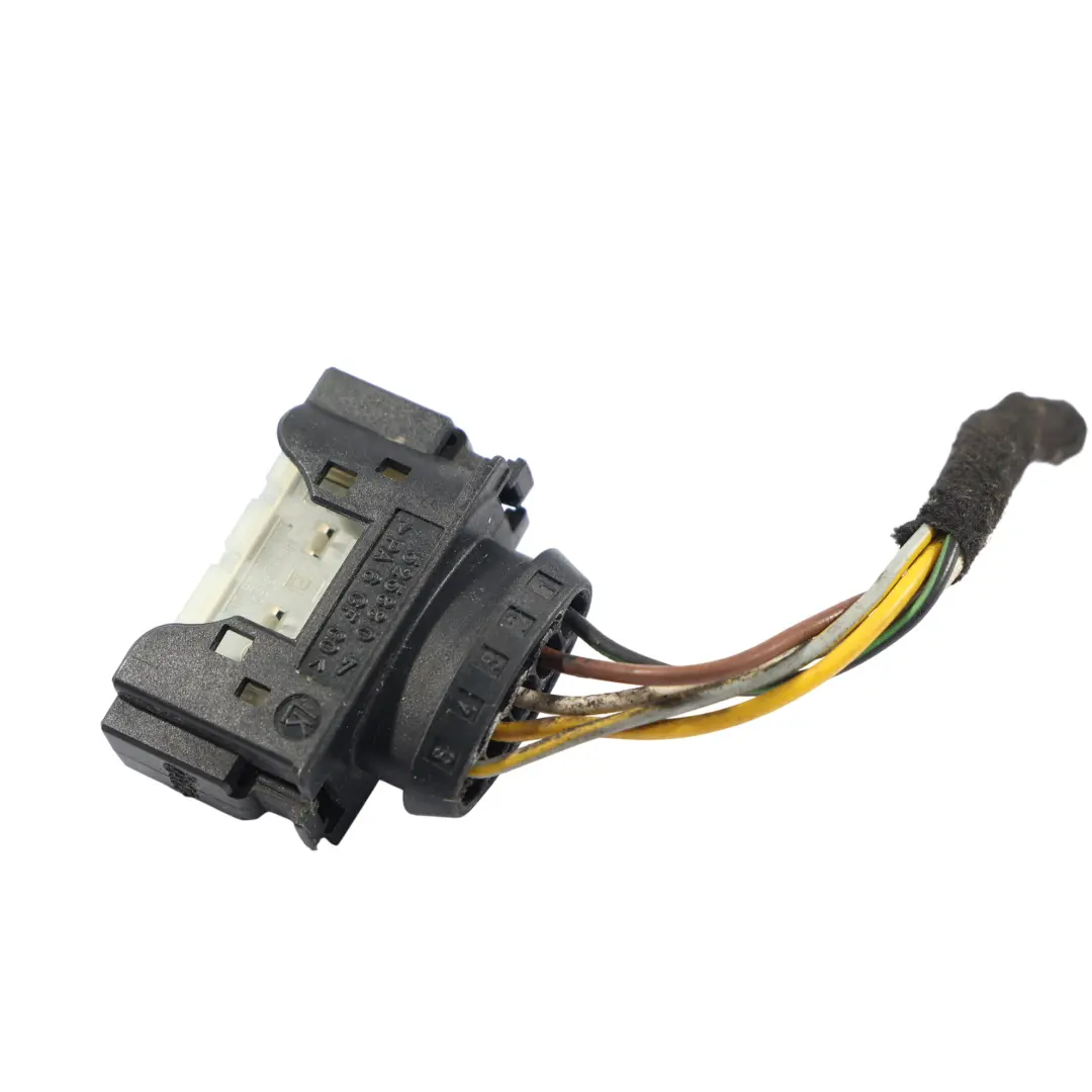 Mercedes W245 Wiązka Przewodów Lampy Przód Przednia Prawa - SKU A1698202661 - Numer Części A1698202661