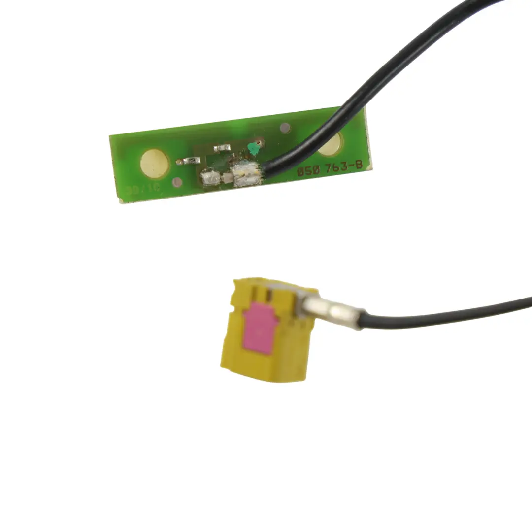 Mercedes W164 Bluetooth Antenne - SKU A1698204475 - Teilenummer A1698204475