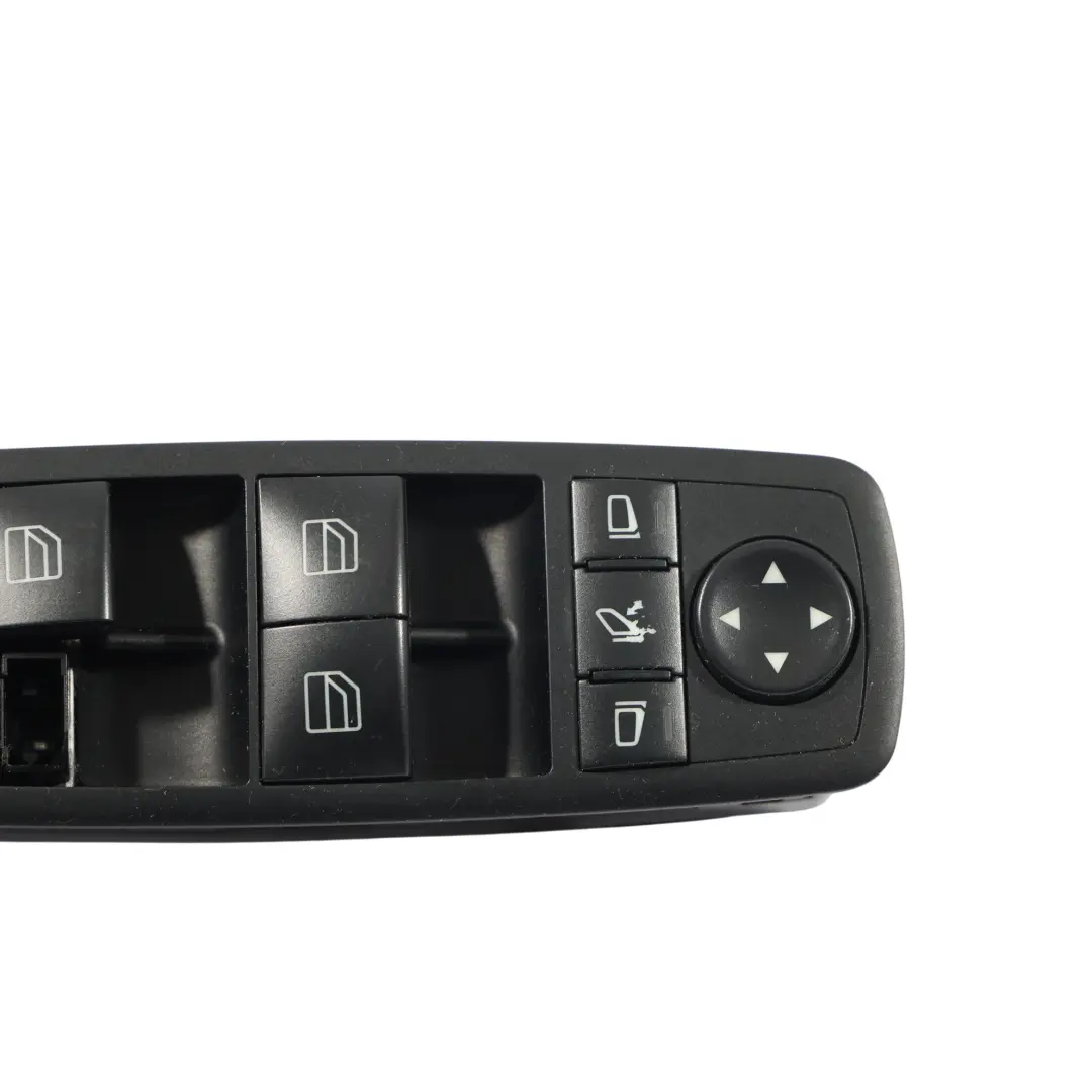 Interruttore Alzacristalli Anteriore Guidatore per Mercedes W169 W245 con numero di parte A1698206710 Mercedes W169 W245 Interruttore Alzacristalli Anteriore Guidatore - SKU A1698206710-1 - Numero di parte A1698206710