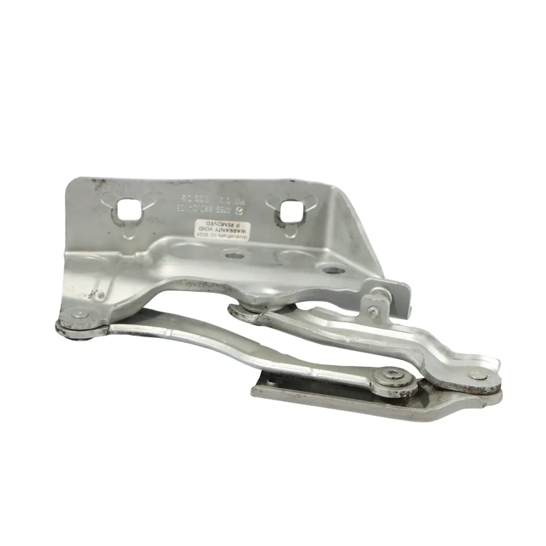 Charnière Avant Droite Capot Argent Polaire 761 pour Mercedes W245 à propos du numéro de pièce A1698800428 Mercedes W245 Charnière Avant Droite Capot Argent Polaire 761 - SKU A1698800428-PLS - Numéro de pièce A1698800428