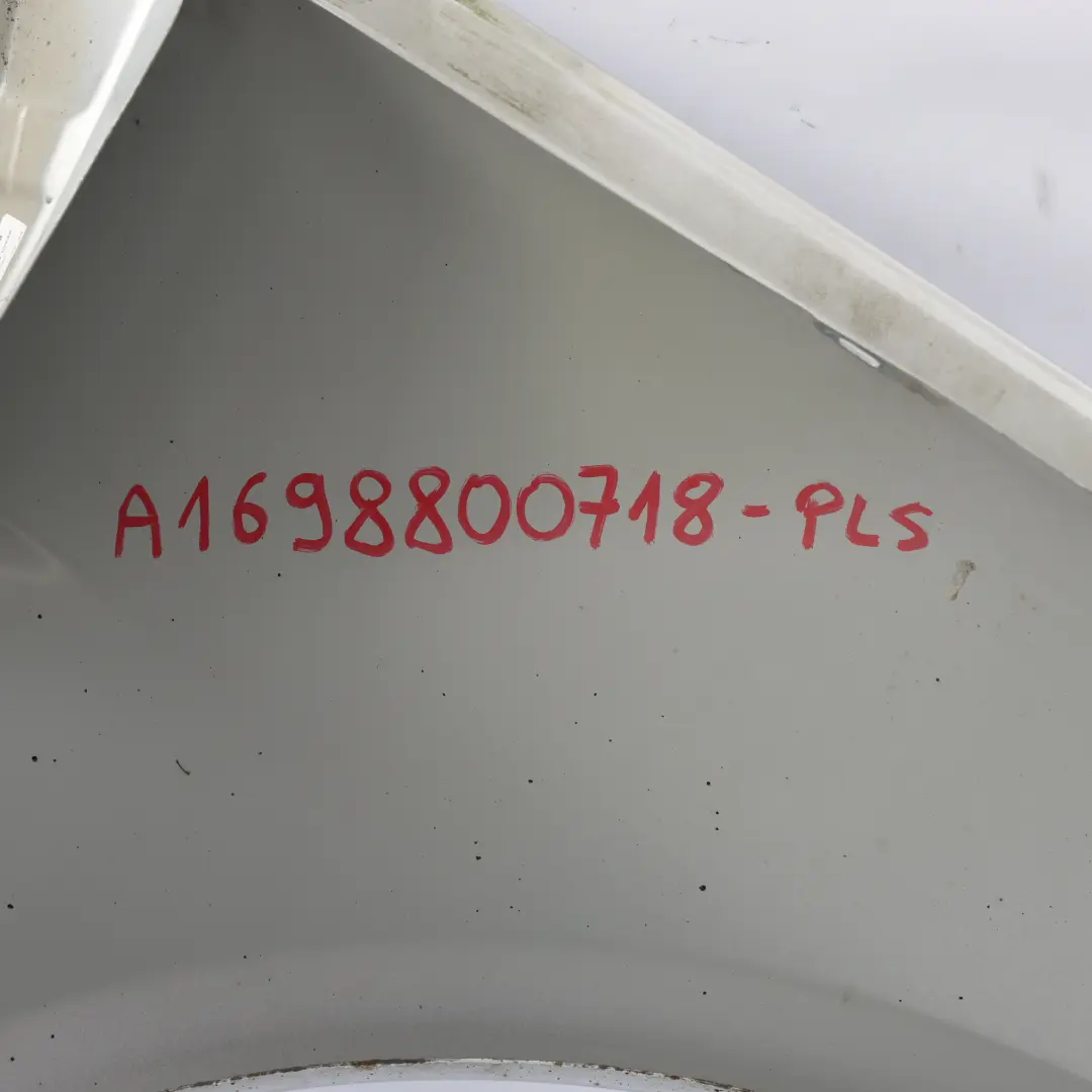 Mercedes W245 Aile Avant Gauche Argent Polaire Métallisé 761 - SKU A1698800718-PLS - Numéro de pièce A1698800718