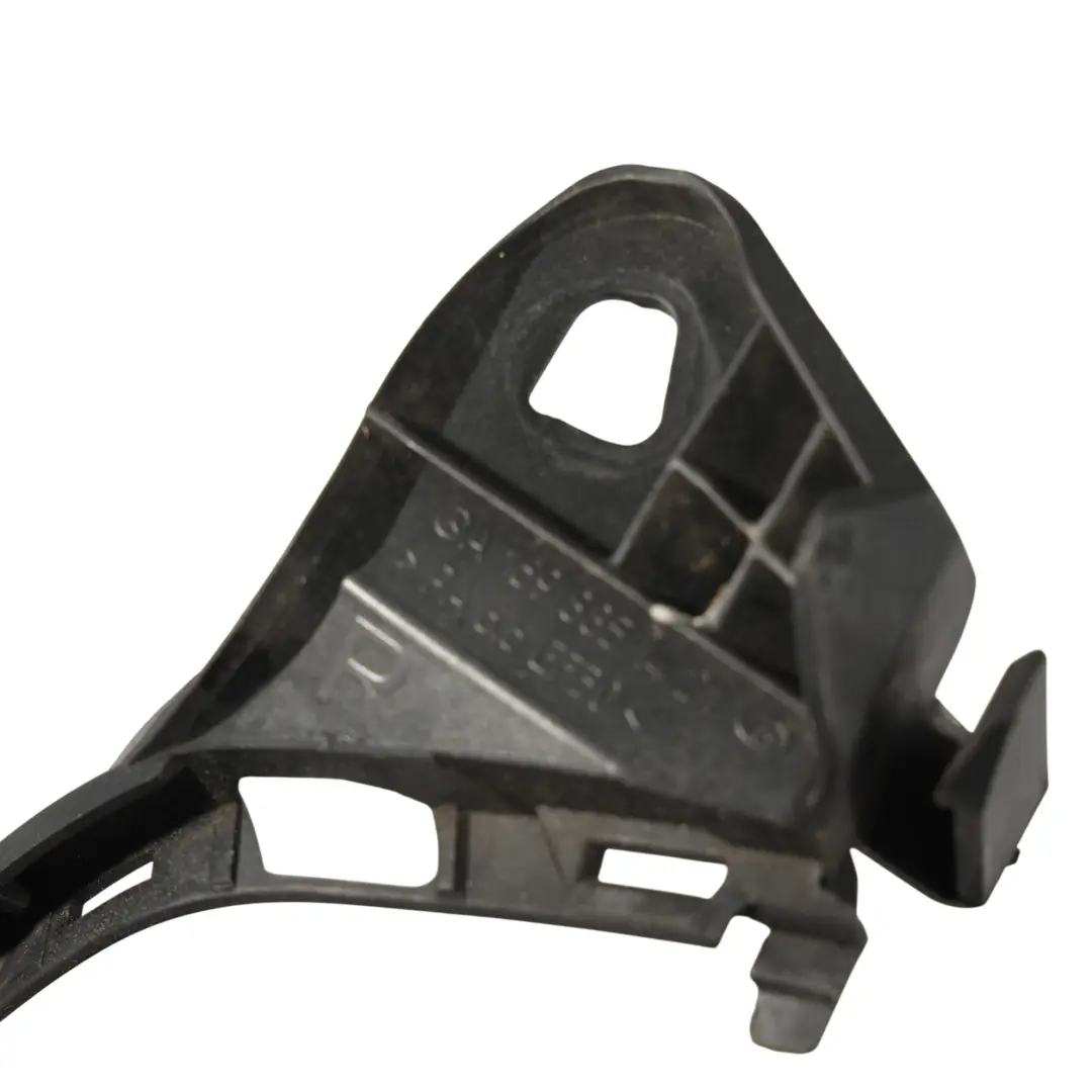 Mercedes W245 Support Fixation Pare-Chocs Arrière Droit - SKU A1698851421 - Numéro de pièce A1698851421
