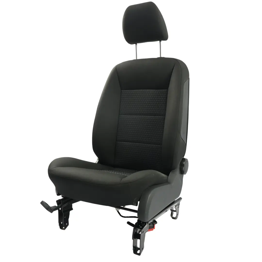 Mercedes W245 Siège Avant Gauche Intérieur En Tissu Noir - SKU A1699106747-1 - Numéro de pièce A1699106747
