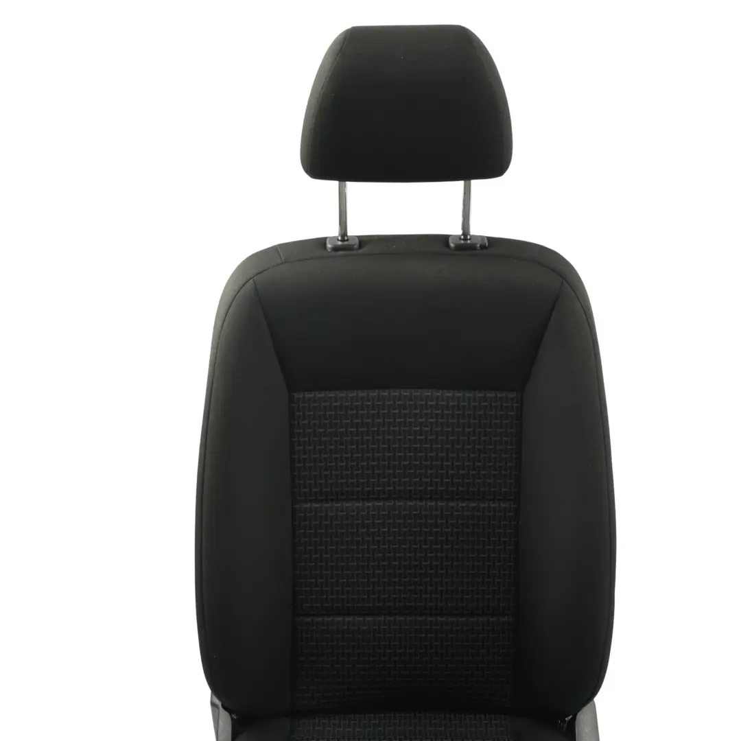 Siège Avant Gauche Intérieur En Tissu Noir pour Mercedes W245 à propos du numéro de pièce A1699106747 Mercedes W245 Siège Avant Gauche Intérieur En Tissu Noir - SKU A1699106747-1 - Numéro de pièce A1699106747