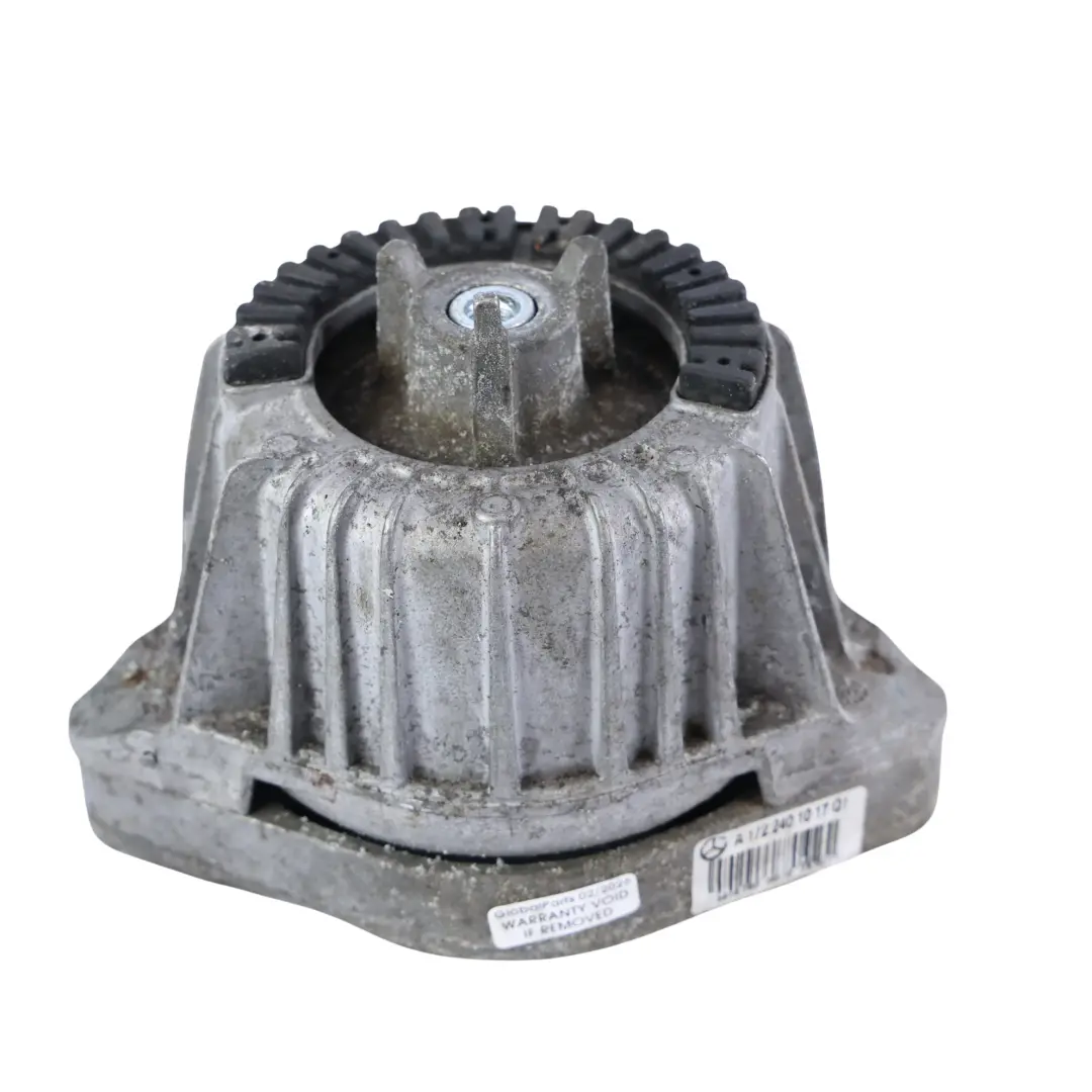 Mercedes R172 OM651 Support Fixation Moteur Gauche - SKU A1722401017 - Numéro de pièce A1722401017