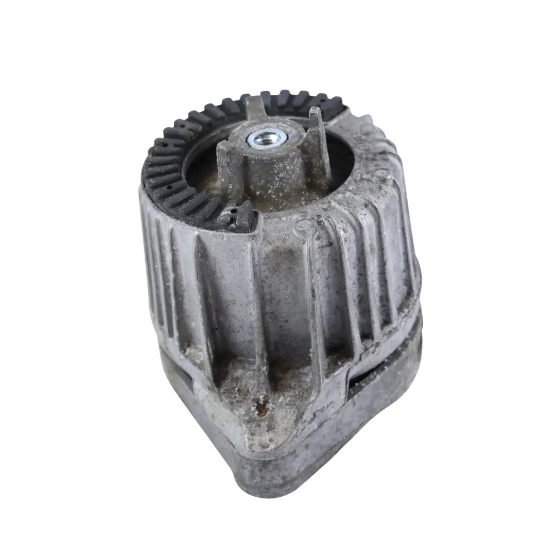 Mercedes R172 OM651 Support Fixation Moteur Gauche - SKU A1722401017 - Numéro de pièce A1722401017