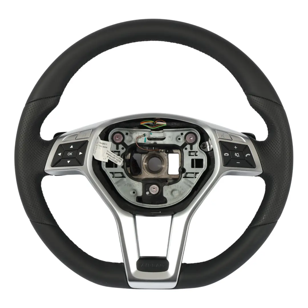 NUOVO Pelle Palettes Changement Vitesse per Volante Mercedes W204 W212 AMG Sport con numero di parte A1724604203 Volante Mercedes W204 W212 AMG Sport NUOVO Pelle Palettes Changement Vitesse - SKU A1724604203-1 - Numero di parte A1724604203