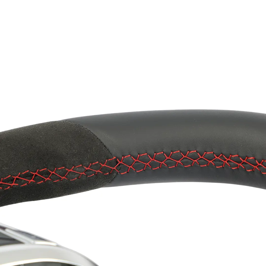 C63 W212 E63 AMG Volante NUOVO Pelle Nera Alcantara Sport per Mercedes W204 con numero di parte A1724604603 Mercedes W204 C63 W212 E63 AMG Volante NUOVO Pelle Nera Alcantara Sport - SKU A1724604603-2 - Numero di parte A1724604603