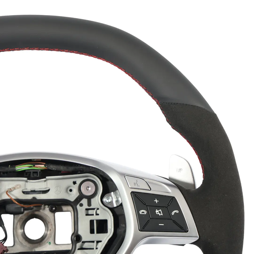 Mercedes W204 C63 W212 E63 AMG Volante NUEVO Negro Cuero Alcantara Deporte - SKU A1724604603-2 - Número de pieza A1724604603