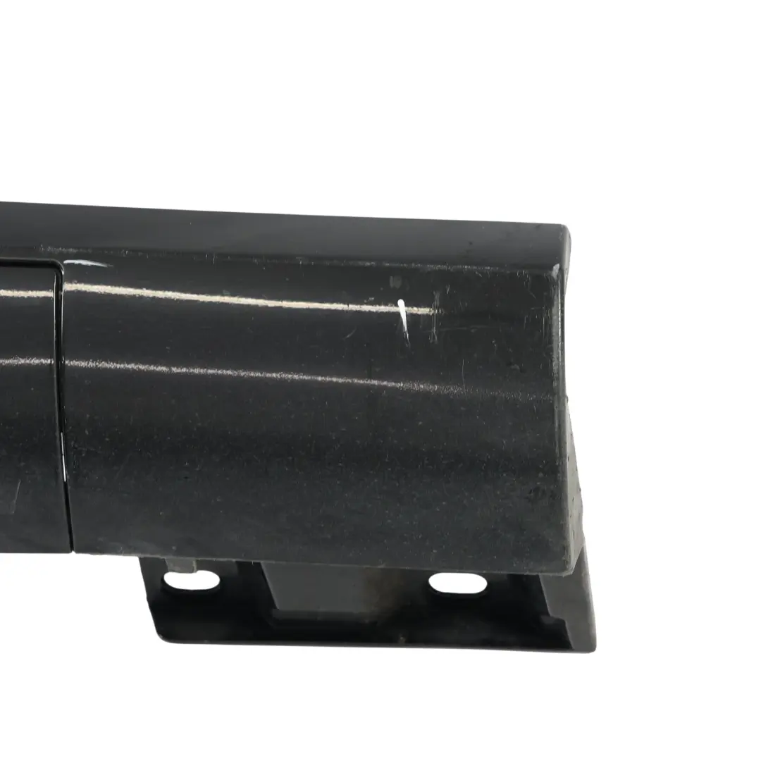 Cache De Seuil De Porte Latéral AMG Droite Obsidian Black - 197 pour Mercedes R172 à propos du numéro de pièce A1726980354 Mercedes R172 Cache De Seuil De Porte Latéral AMG Droite Obsidian Black - 197 - SKU A1726980354-OB - Numéro de pièce A1726980354