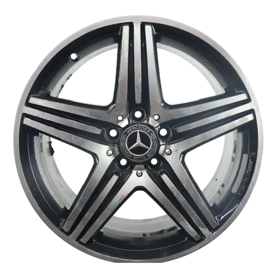 Jante Alliage 18" 5 Double Spoke ET:48 8J pour Mercedes W176 AMG à propos du numéro de pièce A1764010402 Mercedes W176 AMG Jante Alliage 18" 5 Double Spoke ET:48 8J - SKU A1764010402-5 - Numéro de pièce A1764010402