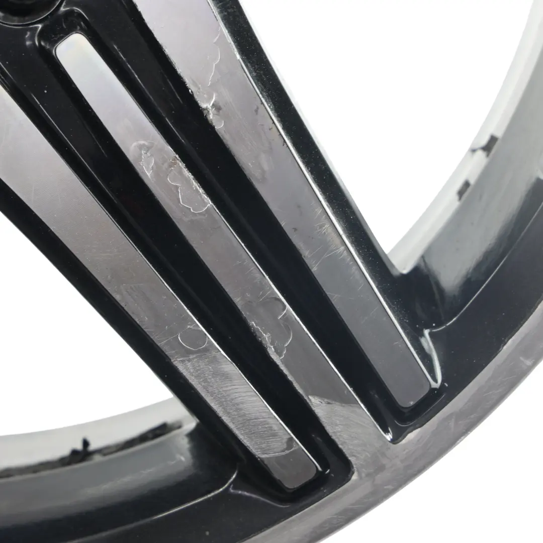 Cerchio in lega 18" 5 doppie razze ET:48 8J per Mercedes W176 AMG con numero di parte A1764010402 Mercedes W176 AMG Cerchio in lega 18" 5 doppie razze ET:48 8J - SKU A1764010402-5 - Numero di parte A1764010402