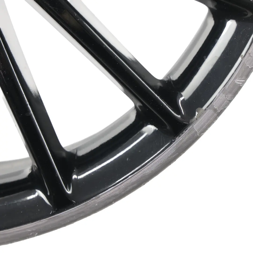 Schwarz Felge 19" 16 Speichen ET:48 8J für Mercedes C117 W176 AMG mit Teilenummer A1764010502 Mercedes C117 W176 AMG Schwarz Felge 19" 16 Speichen ET:48 8J - SKU A1764010502-1 - Teilenummer A1764010502