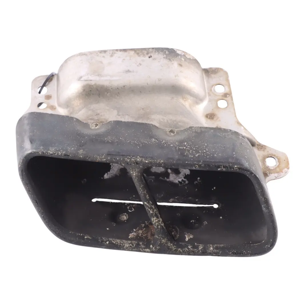 Mercedes W176 AMG Auspuff Endrohr Blende Hinten Rechts - SKU A1764900427 - Teilenummer A1764900427