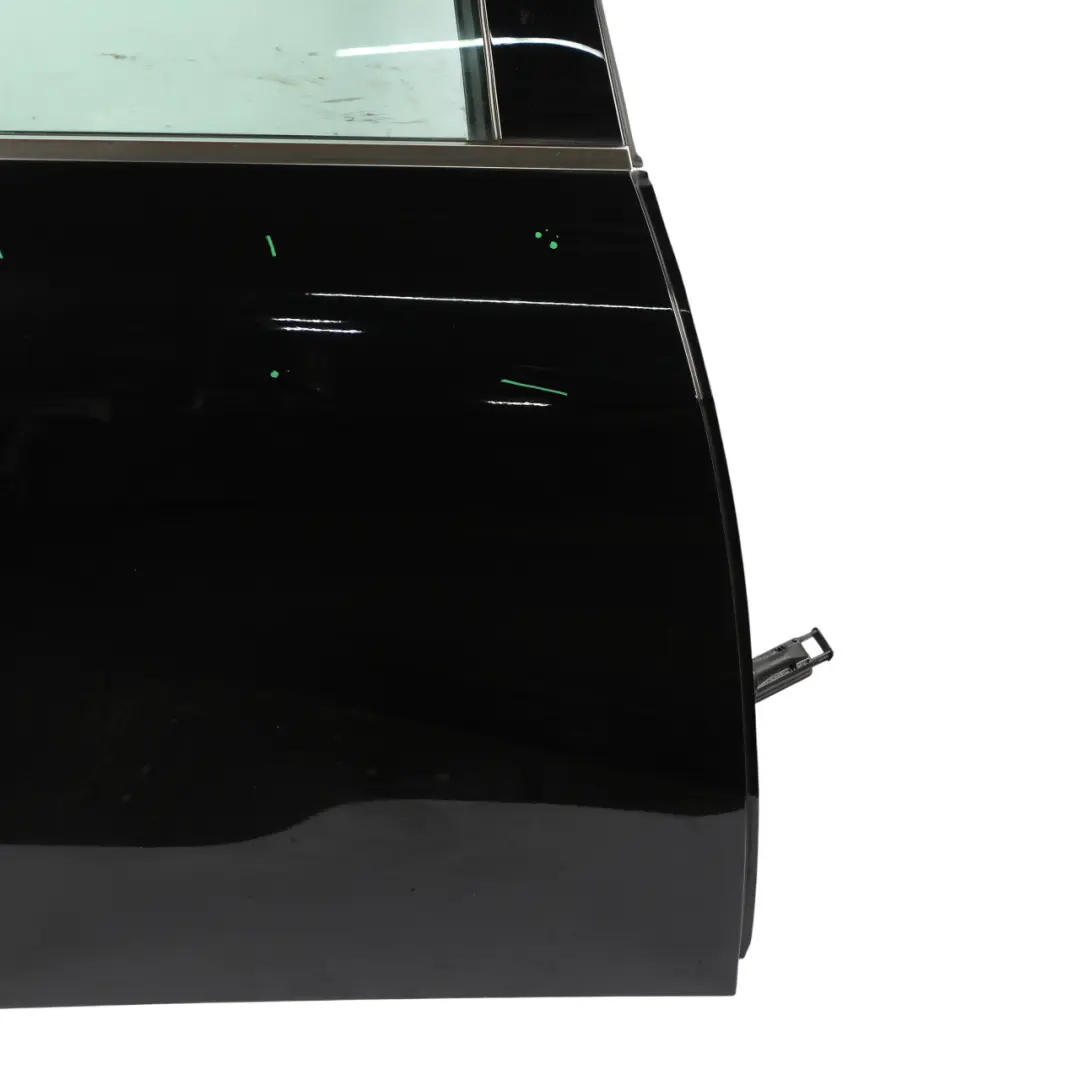 Puerta Delantera Derecha Kosmos Black Negro Metalizado - 191 para Mercedes W176 con número de pieza A1767300205 Mercedes W176 Puerta Delantera Derecha Kosmos Black Negro Metalizado - 191 - SKU A1767300205-KB - Número de pieza A1767300205