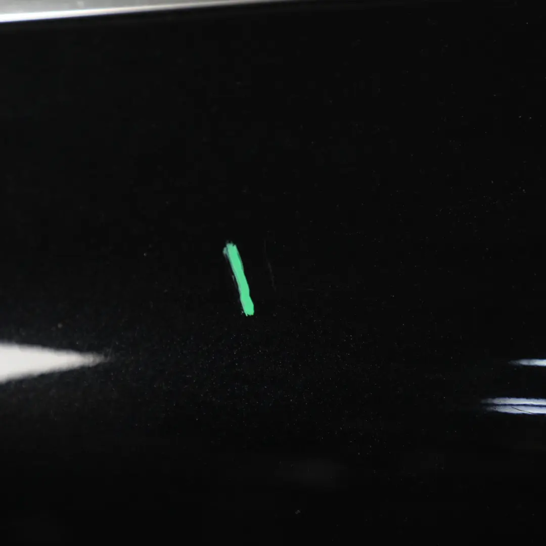 arriere droite Kosmos Cosmic Black Metallic - 191 pour Mercedes W176 Porte à propos du numéro de pièce A1767300205 Mercedes W176 Porte arriere droite Kosmos Cosmic Black Metallic - 191 - SKU A1767300205-KB - Numéro de pièce A1767300205