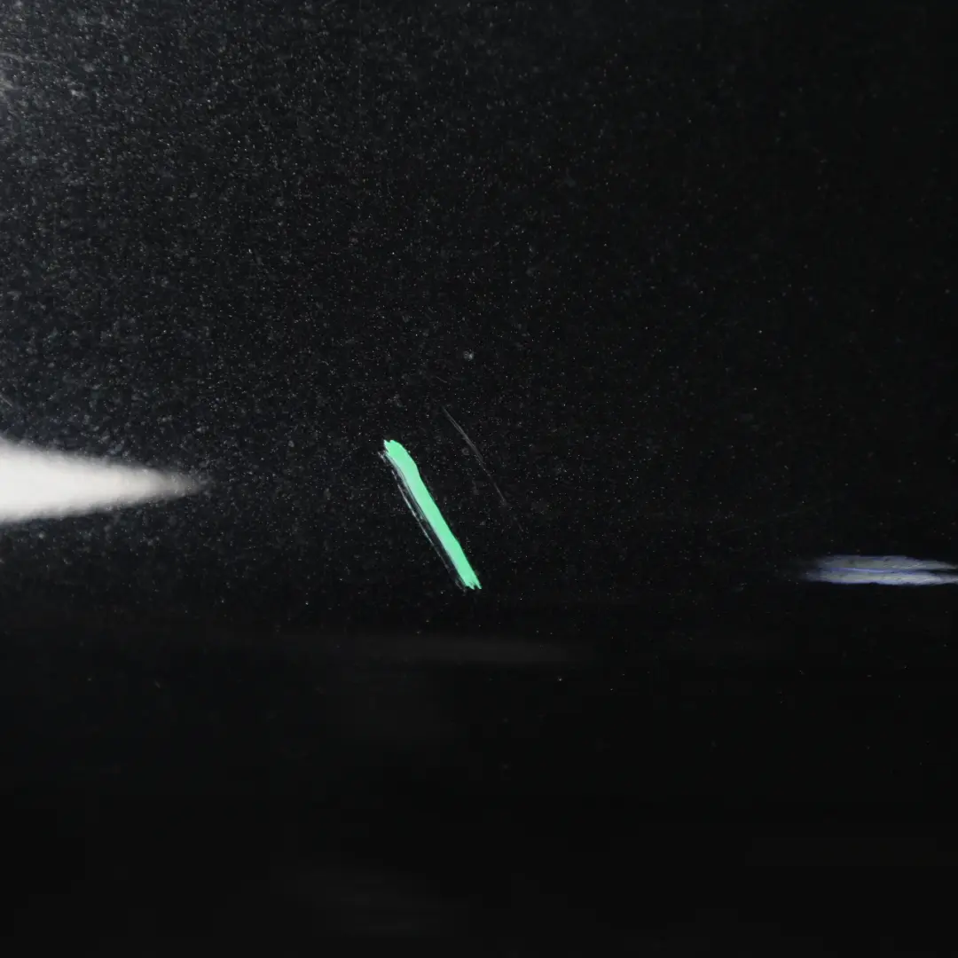 Tür hinten rechts Kosmos Cosmic Schwarz Metallic - 191 für Mercedes W176 mit Teilenummer A1767300205 Mercedes W176 Tür hinten rechts Kosmos Cosmic Schwarz Metallic - 191 - SKU A1767300205-KB - Teilenummer A1767300205