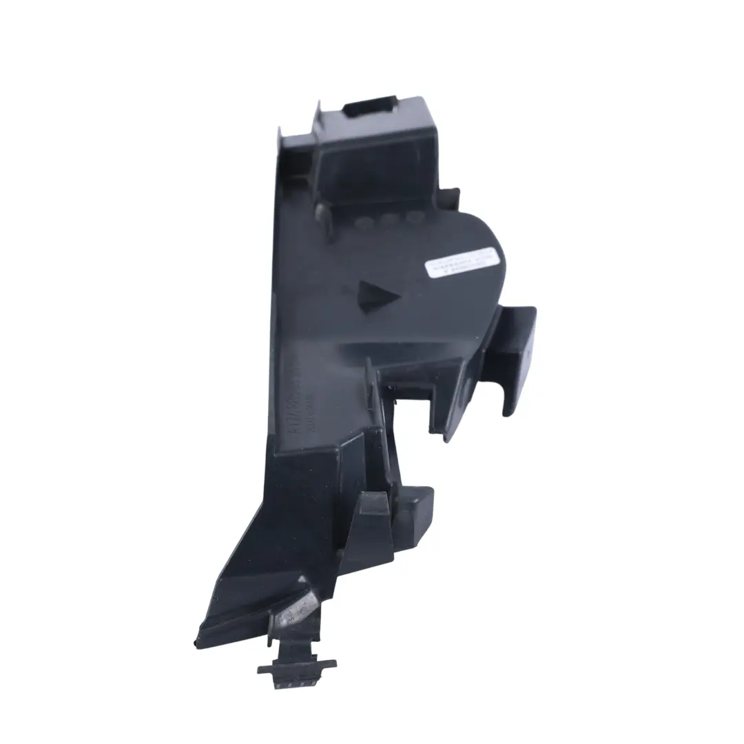 Guida Del Flusso D'Aria Del Radiatore Destra per Mercedes W176 con numero di parte A1768880238 Mercedes W176 Guida Del Flusso D'Aria Del Radiatore Destra - SKU A1768880238 - Numero di parte A1768880238