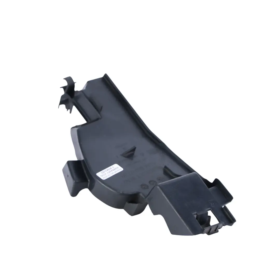 Mercedes W176 Wlot Kierownica Powietrza Chłodnicy Prawy - SKU A1768880238 - Numer Części A1768880238