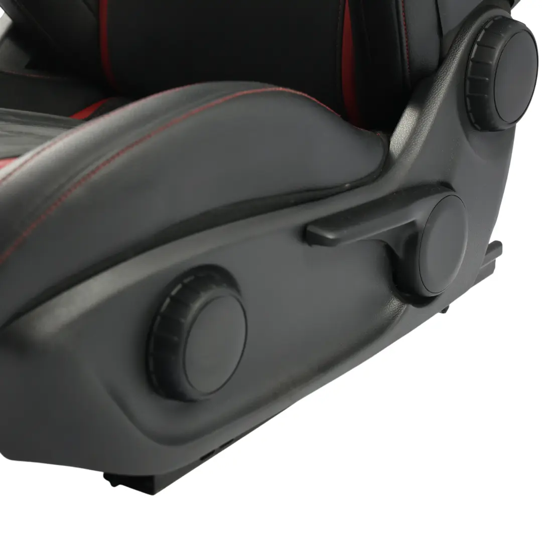 Mercedes W176 Asiento Delantero AMG Performance Cuero Negro Rojo Izquierdo - SKU A1769103602-1 - Número de pieza A1769103602