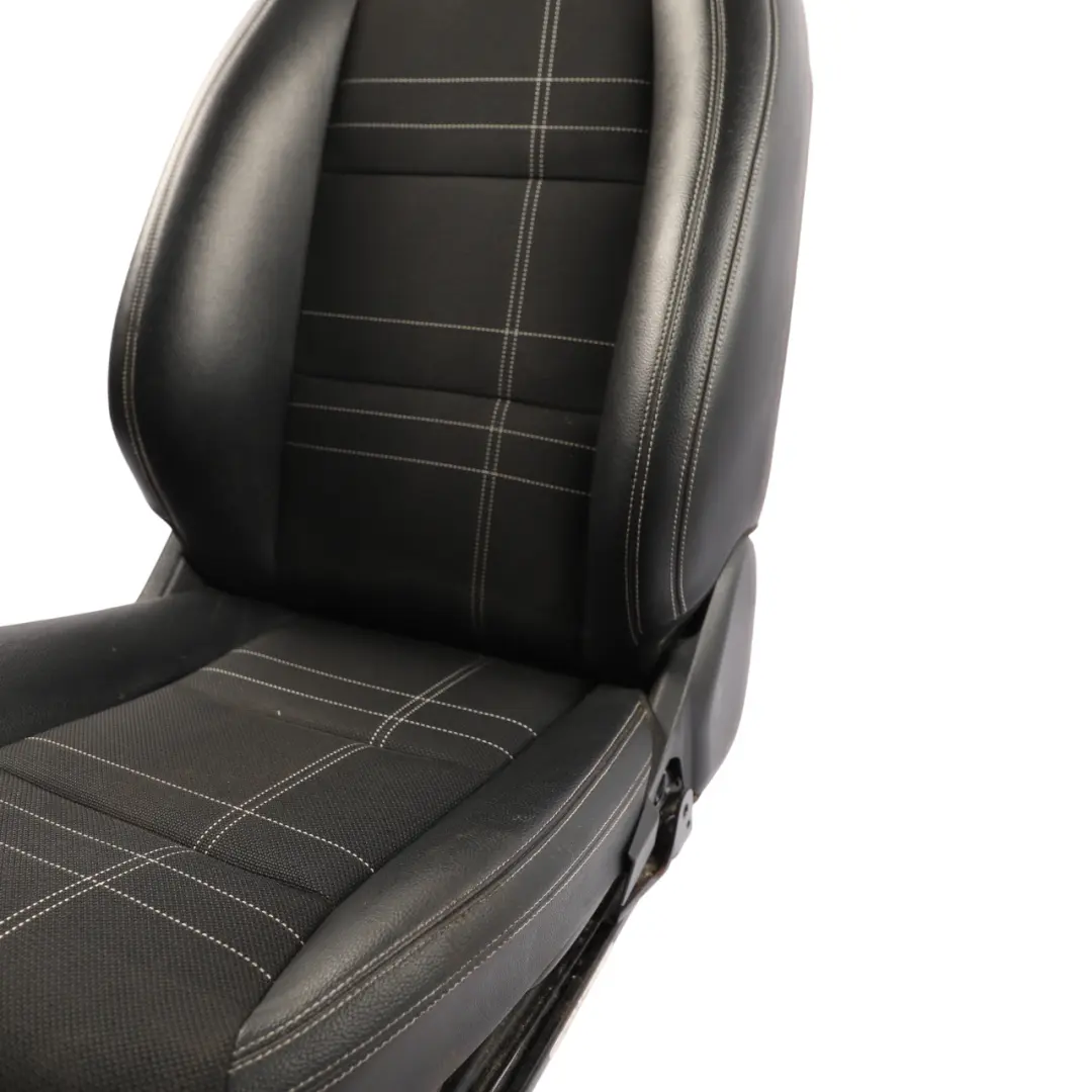 Sedile anteriore sportivo destro Pelle Tessuto Nero per Mercedes W176 con numero di parte A1769108401 Mercedes W176 Sedile anteriore sportivo destro Pelle Tessuto Nero - SKU A1769108401-2 - Numero di parte A1769108401