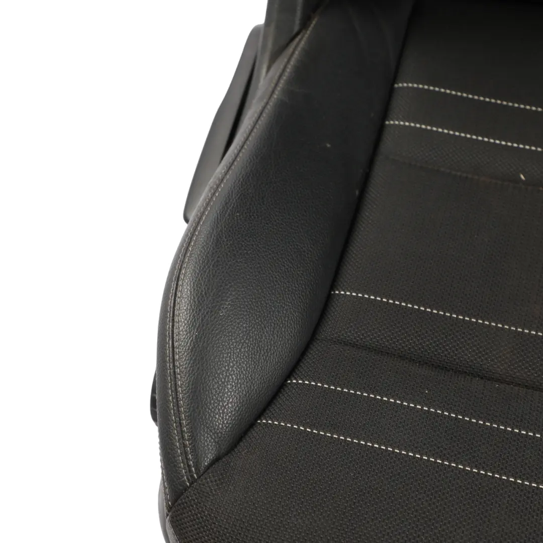 Siège avant sport droit cuir tissu noir pour Mercedes W176 à propos du numéro de pièce A1769108401 Mercedes W176 Siège avant sport droit cuir tissu noir - SKU A1769108401-2 - Numéro de pièce A1769108401