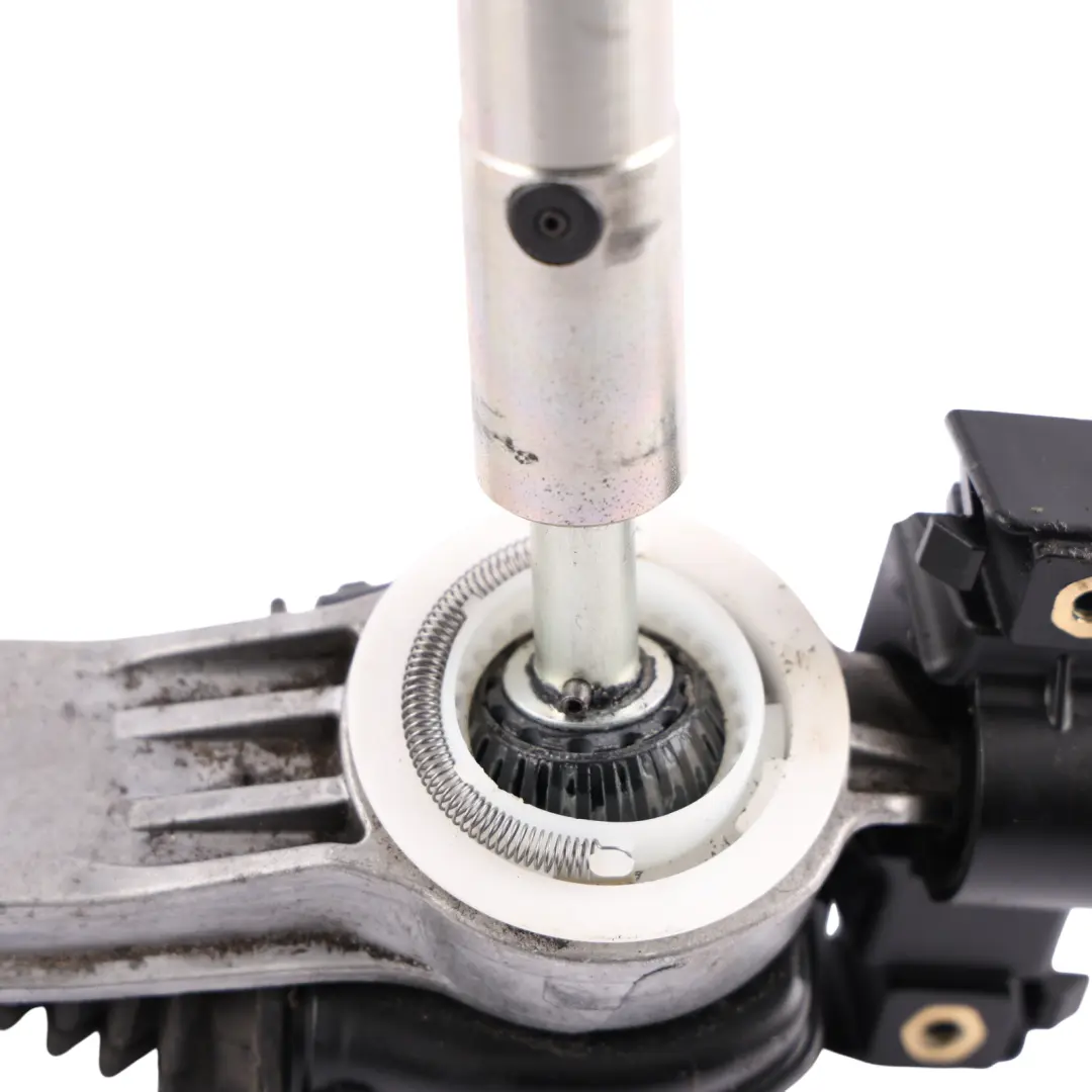 Shift Gear Stick Selector Linkage Manual to Mercedes W204 Gear with Part number A2042670424 Mercedes W204 Gear Shift Gear Stick Selector Linkage Manual - SKU A2042670424 - Part number A2042670424