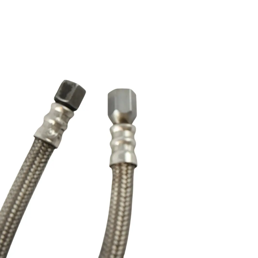 Mercedes W204 Tubo Condotto Carburante - SKU A2044700075 - Numero di parte A2044700075