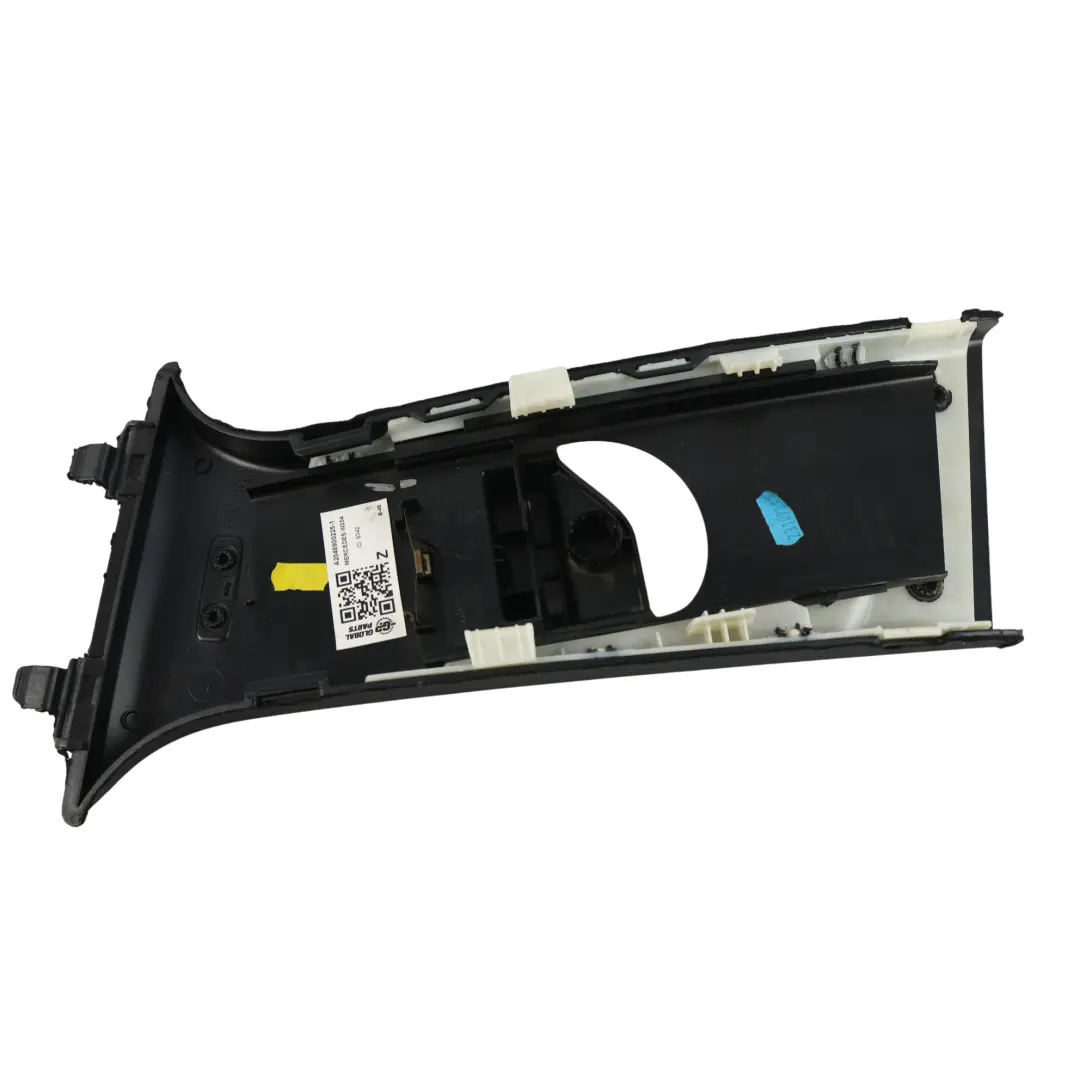 Mercedes W204 Altura Cinturón B Pilar Trim Derecha A2048600230 - SKU A2046900225-1 - Número de pieza A2046900225