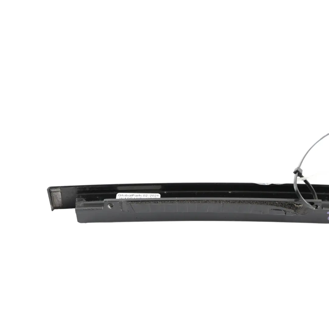 Baguette Vitre Arrière Droite Joint Rail Fenêtre pour Mercedes S204 à propos du numéro de pièce A2047301219 Mercedes S204 Baguette Vitre Arrière Droite Joint Rail Fenêtre - SKU A2047301219 - Numéro de pièce A2047301219