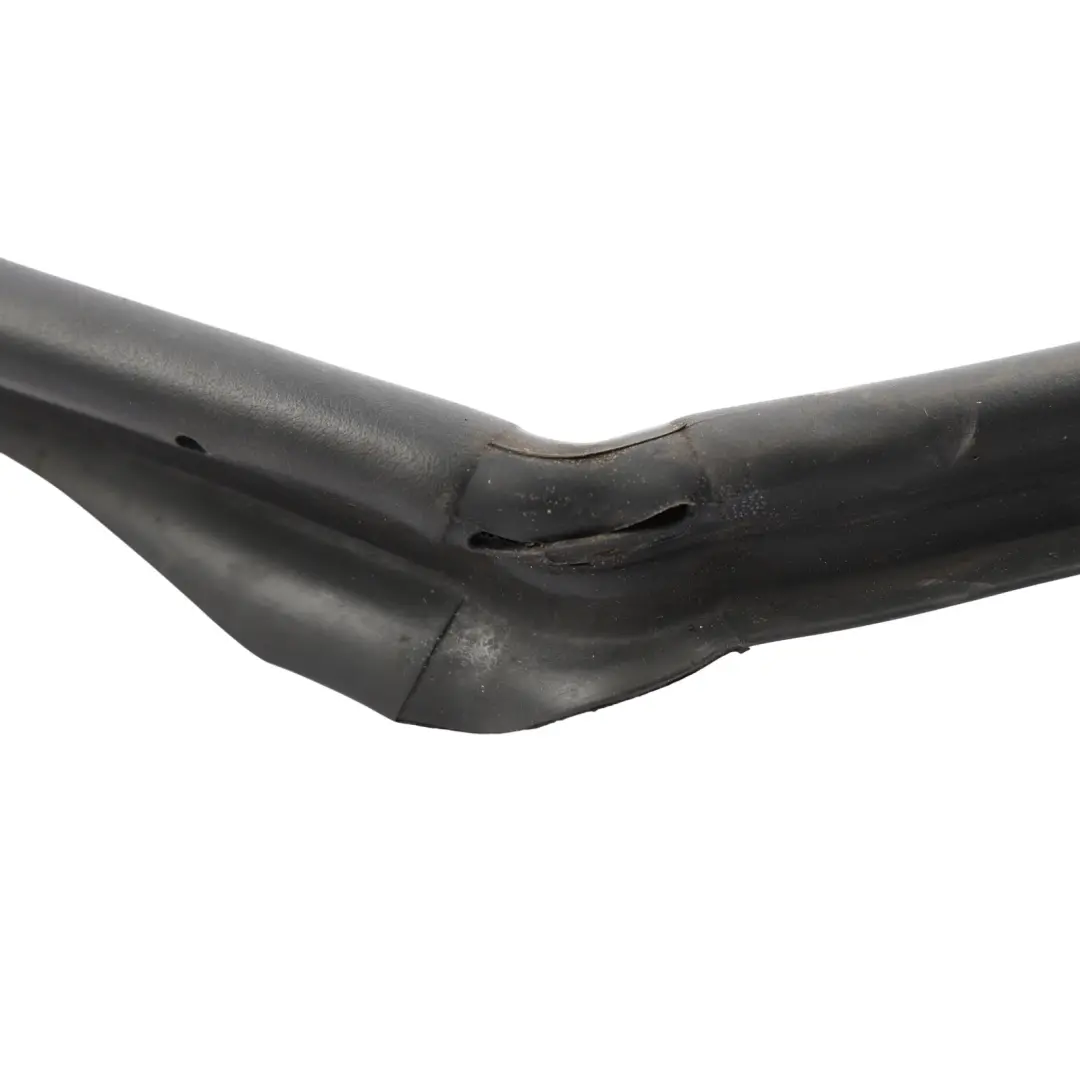 Seal Gasket Rubber Surround Sealing to Mercedes S204 Tailgate with Part number A2047400678 Mercedes S204 Tailgate Seal Gasket Rubber Surround Sealing - SKU A2047400678 - Part number A2047400678