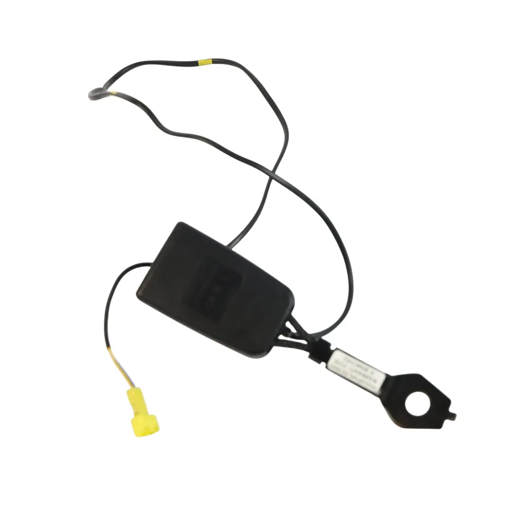 Mercedes W204 Tendeur De Ceinture Avant Gauche Boucle - SKU A2048602369 - Numéro de pièce A2048602369