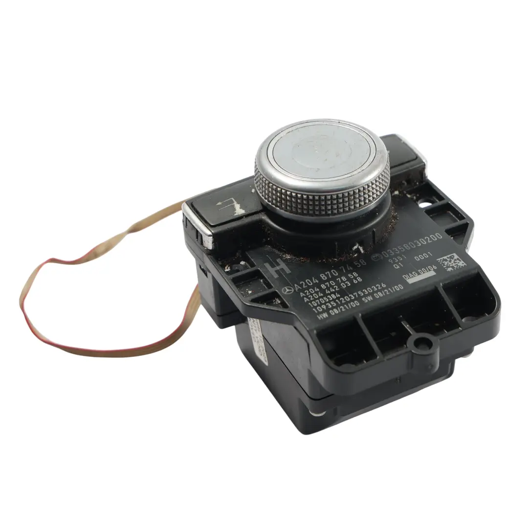 Przełącznik Sterowania Pokrętło Nawigacji do Mercedes W204 o numerze A2048707458 Mercedes W204 Przełącznik Sterowania Pokrętło Nawigacji - SKU A2048707458-1 - Numer Części A2048707458