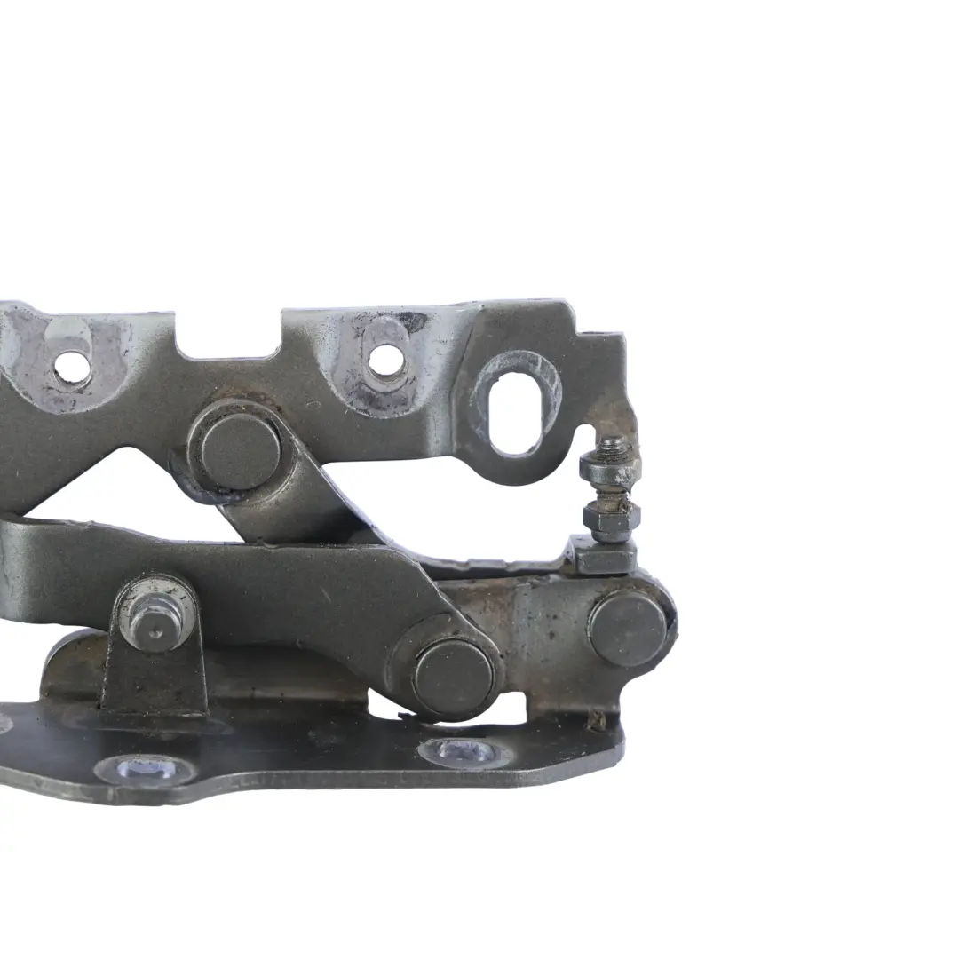 Motorhaubenscharnier Links Haube Stannitgrau - 786 für Mercedes W204 C207 W212 mit Teilenummer A2048800128 Mercedes W204 C207 W212 Motorhaubenscharnier Links Haube Stannitgrau - 786 - SKU A2048800128-STA - Teilenummer A2048800128