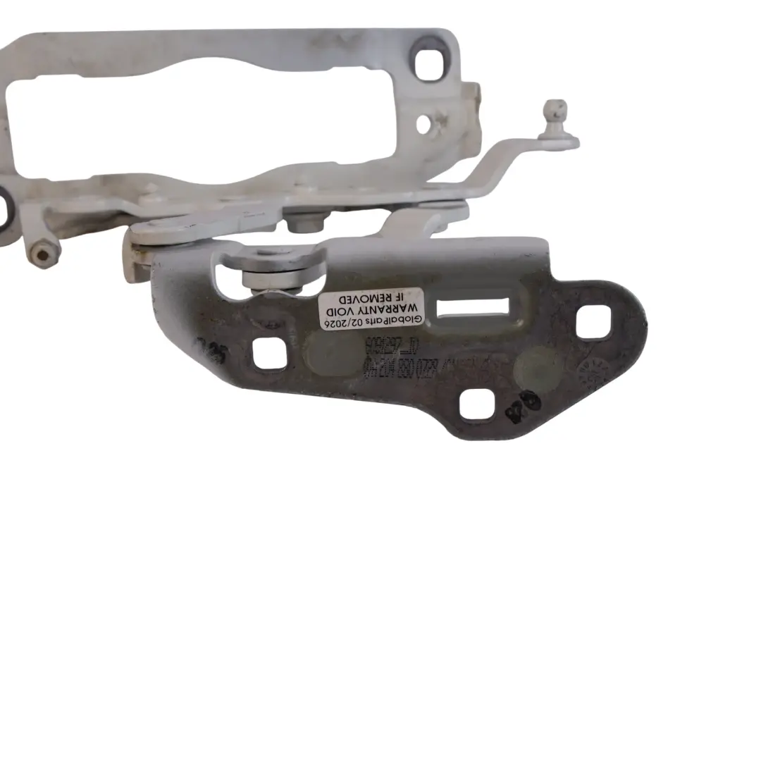 Bisagra De Capó Delantero Izquierdo Blanco Polar - 149 para Mercedes W204 con número de pieza A2048800728 Mercedes W204 Bisagra De Capó Delantero Izquierdo Blanco Polar - 149 - SKU A2048800728-POL - Número de pieza A2048800728